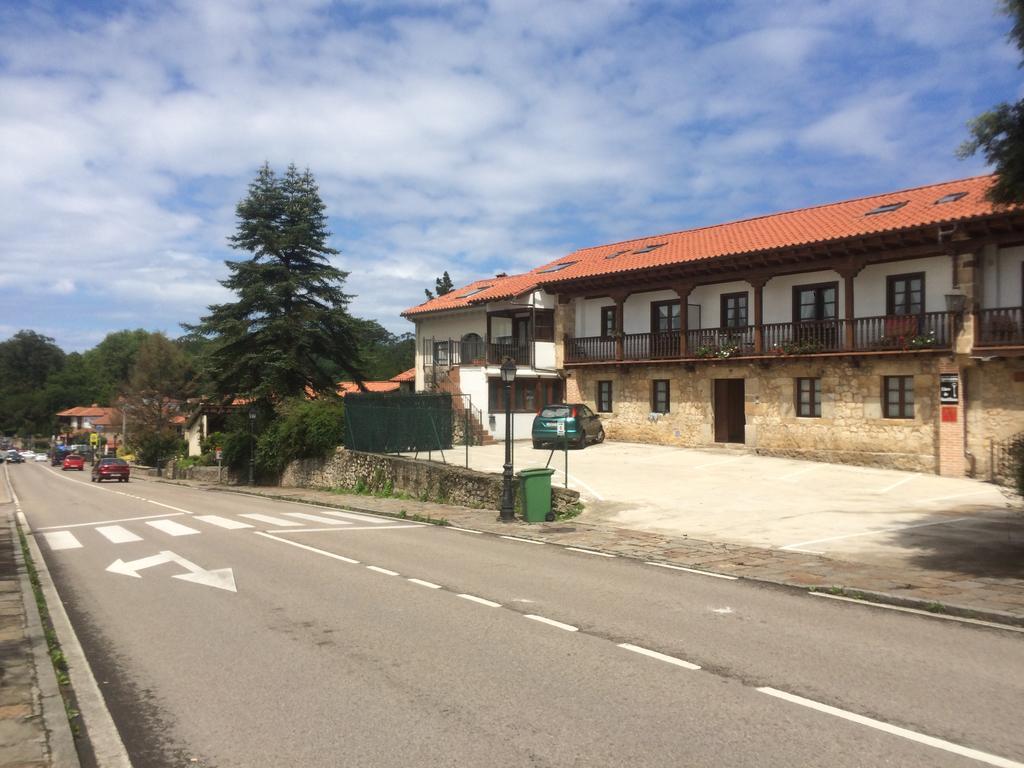Apartamentos LLave de Santillana Santillana del Mar Exterior foto