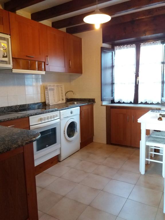 Apartamentos LLave de Santillana Santillana del Mar Exterior foto